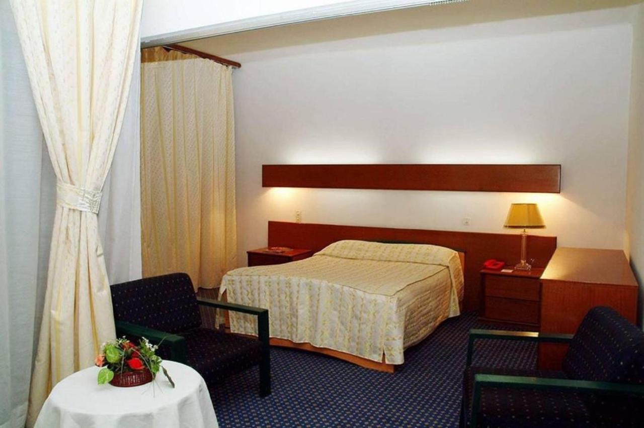 Hotel Chelia Batna Exteriör bild